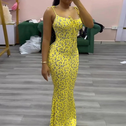 Chicme Women'S Ditsy Floral Print U-Neck Self Tie Spaghetti Straps Mermaid Hem Maxi Dress Slim Fit Ruched Zipper Back Tied Detail Vacation Dress Casual Summer Adjustable Breathable